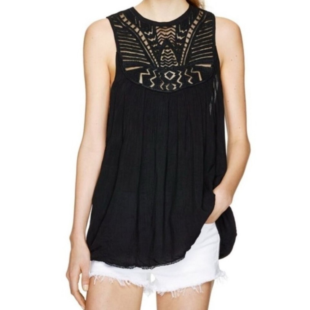 ARITZIA - Wilfred - Eclater BoHo Top in Black. Sleeveless. Size: Medium
